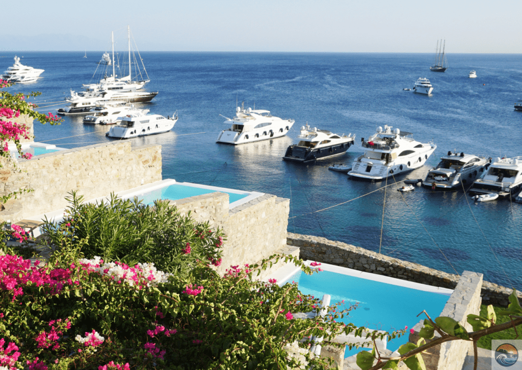 Mykonos Psarou Beach,Greece